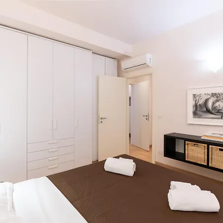 Cozy Vittoria By Postcardsfrom Verona